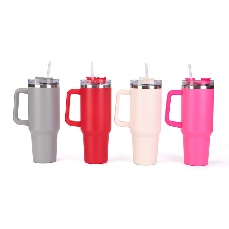 Bicchiere da 40 once con manico e coperchi