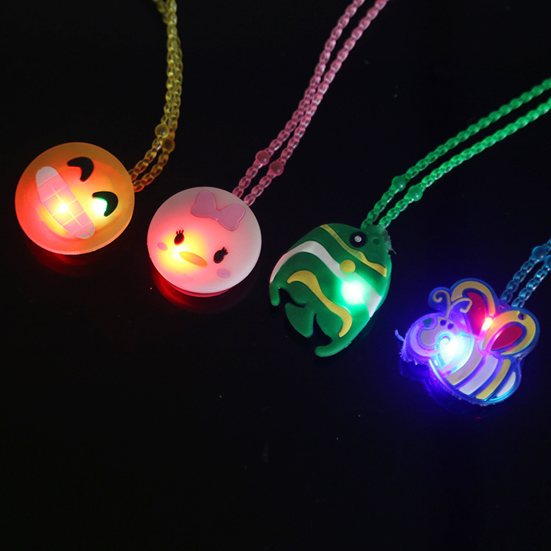 Collana illuminata a LED con perline acriliche colorate