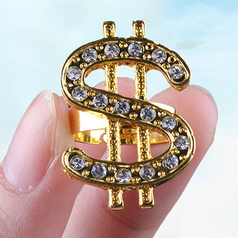 Anello di simbolo del dollaro hip hop